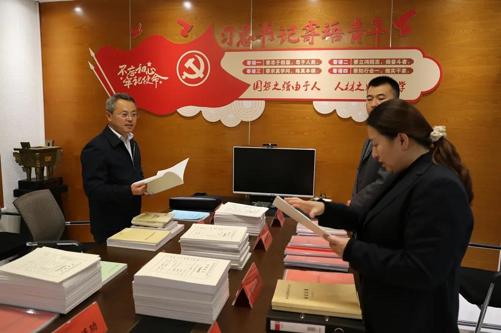 微信图片_20201120151617_副本.jpg 微信图片_20201120151617_副本.jpg